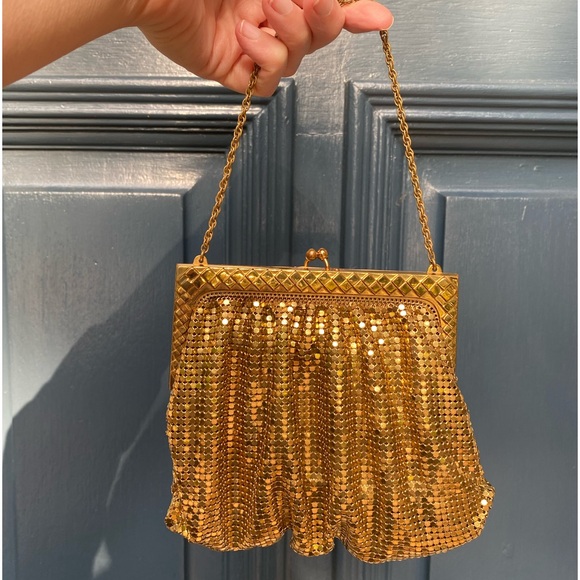 Vintage Whiting & Davis Gold Mesh Evening Bag Clutch Made in USA - Picture 1 of 16